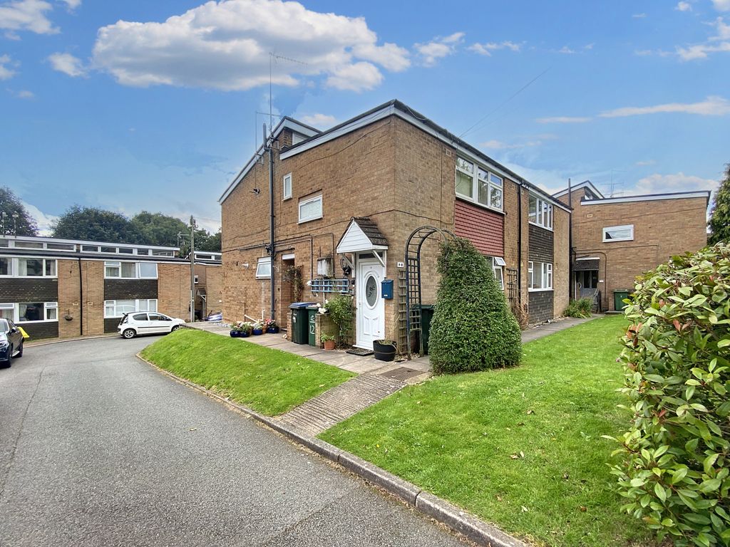 2 bed flat for sale in Park Court, Allesley, Coventry, West Midlands
