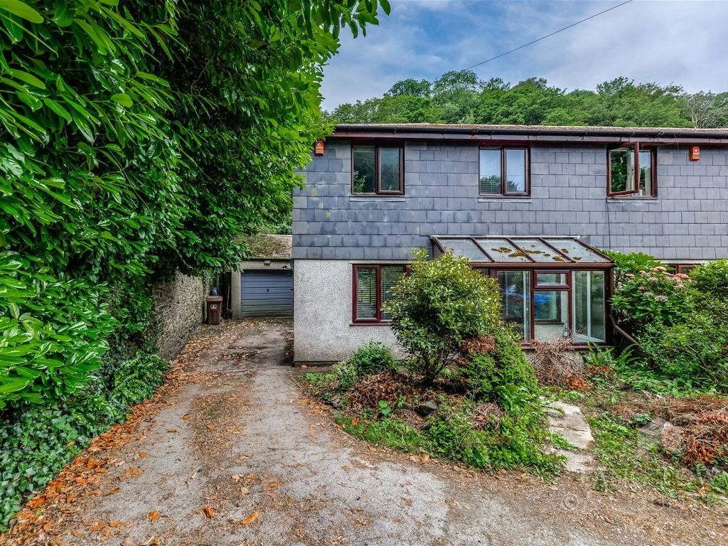 3 bed end terrace house for sale in St. Maurice Mews, Plympton St