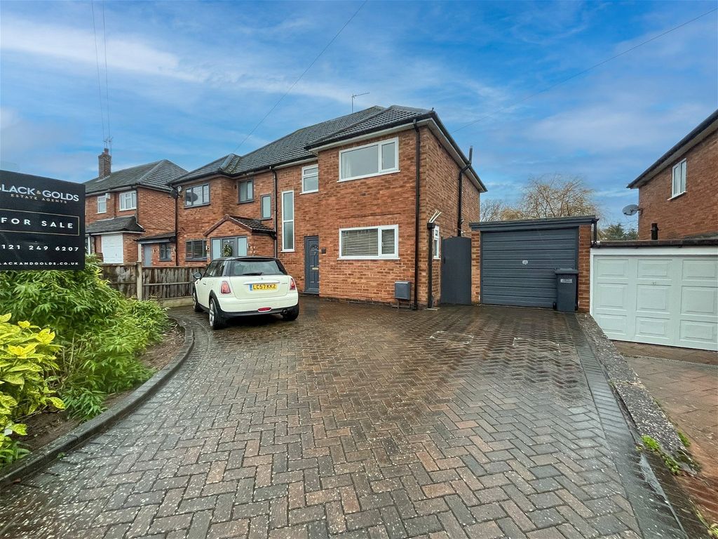 3 bed semidetached house for sale in Neville Road, Shirley, Solihull