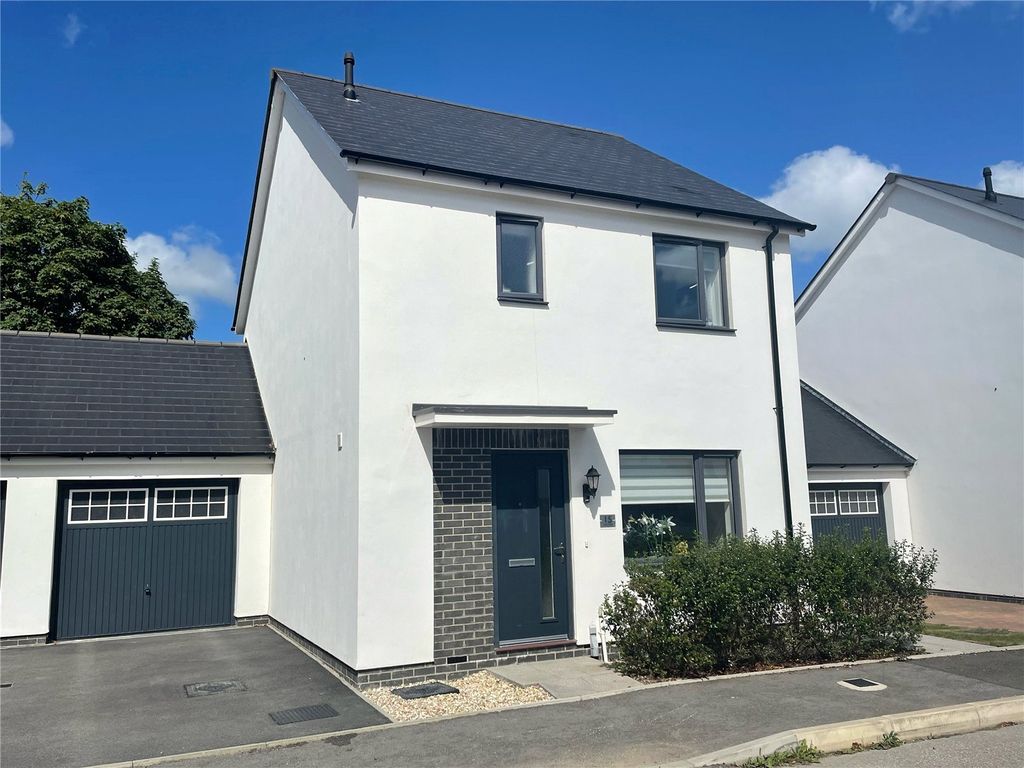3 bed linkdetached house for sale in Ley Close, St. Austell PL25 Zoopla