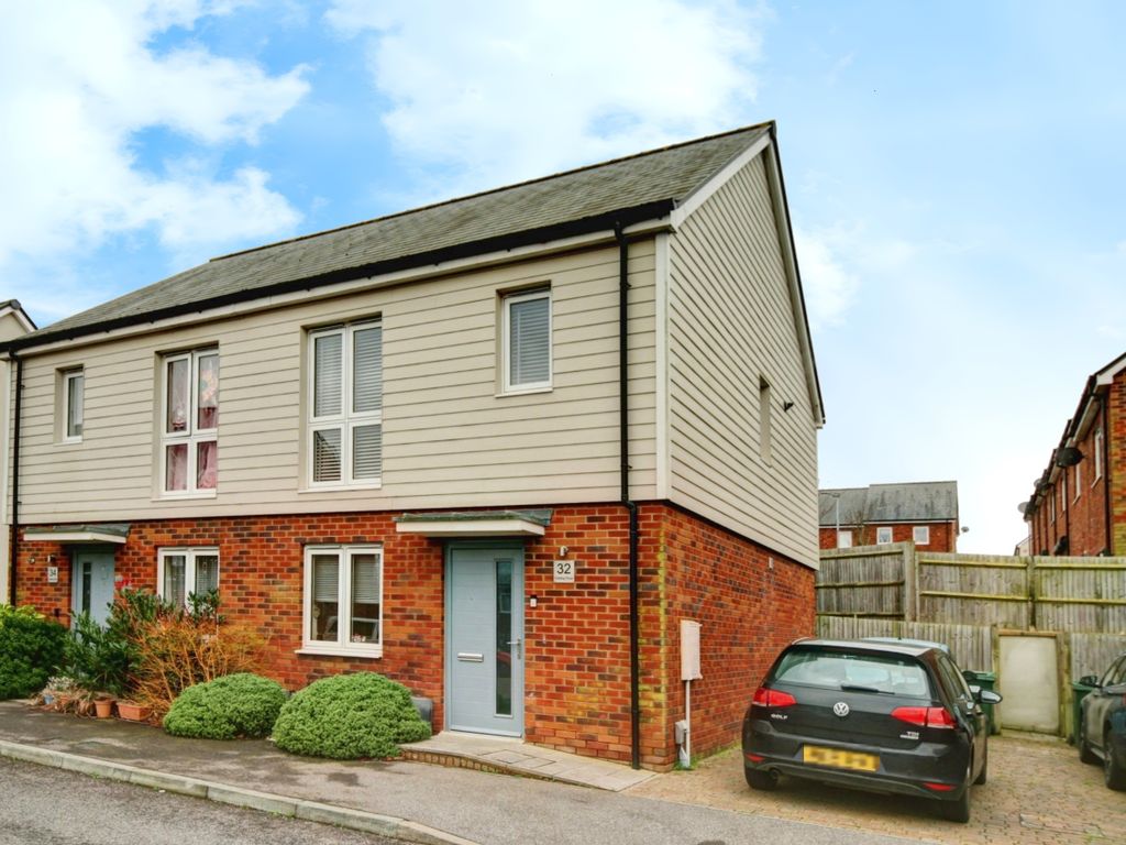 2 bed semidetached house for sale in Golding Road, Tunbridge Wells TN2