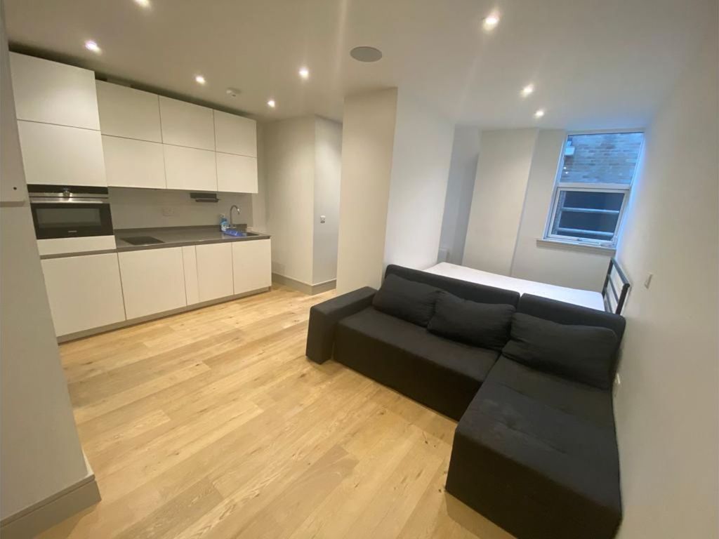 Crown Hill, Croydon CR0