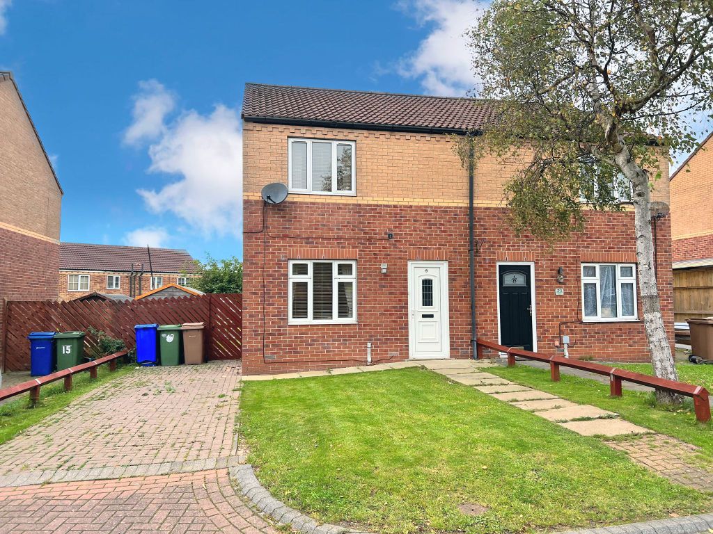 2 bed semidetached house to rent in Studley Meadows, Bridlington YO16