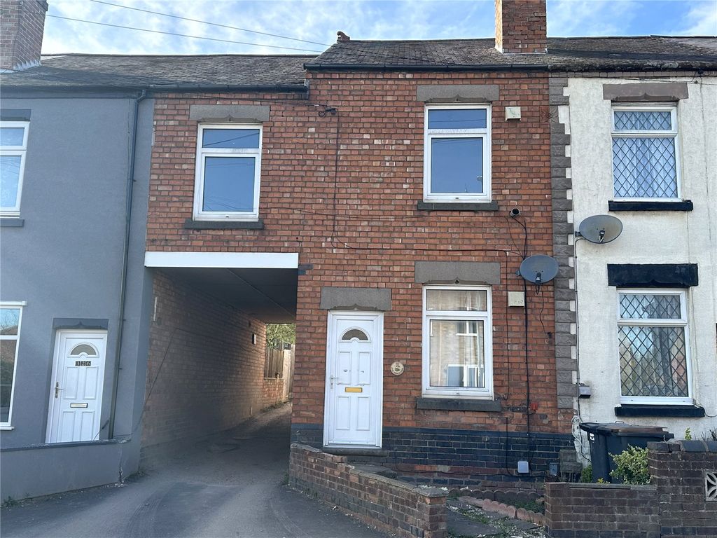 3 bed terraced house to rent in Goodyers End Lane, Bedworth