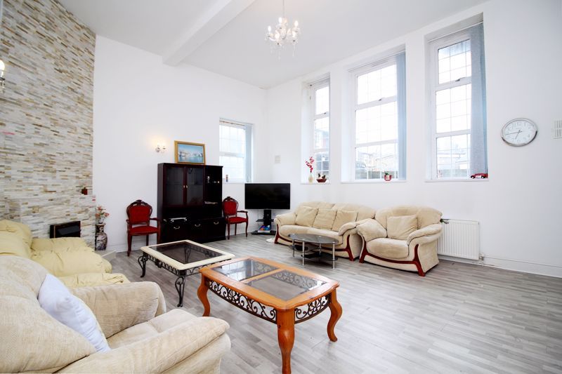 4 bed semidetached house for sale in Tyfica Road, Graigwen, Pontypridd