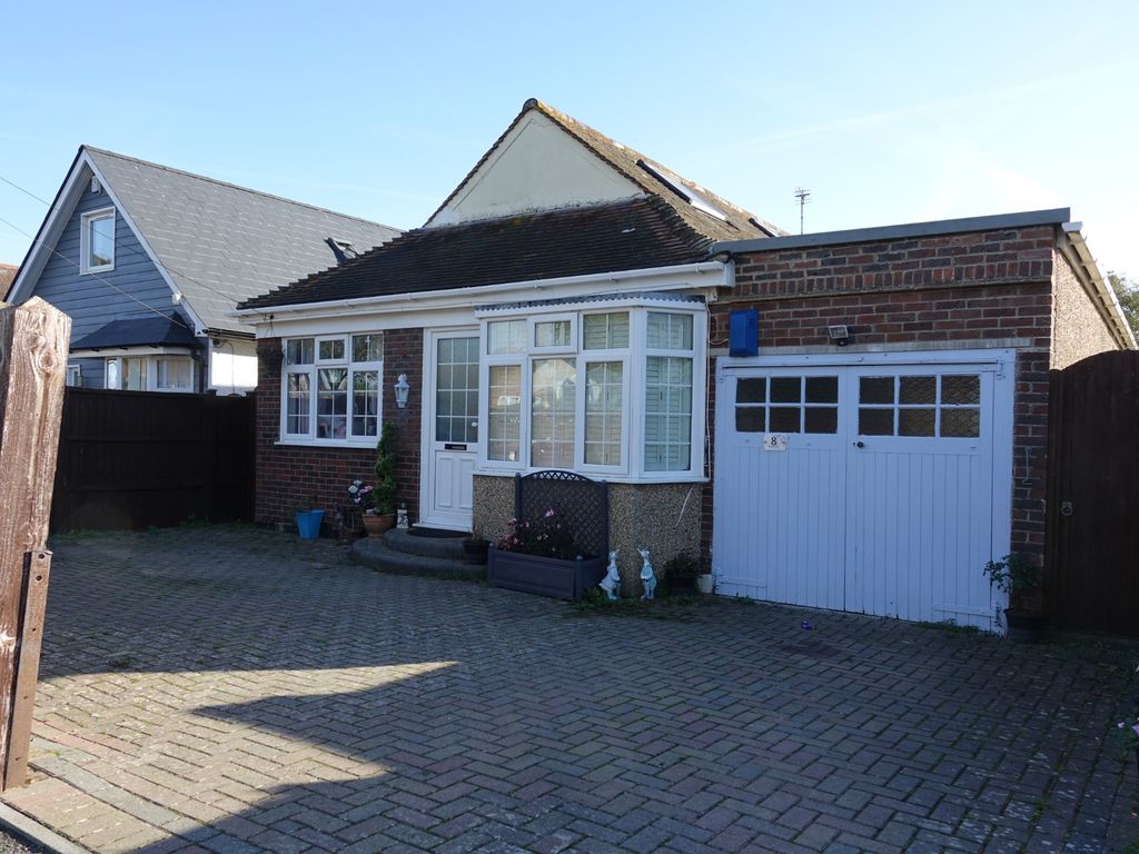 3 bed bungalow for sale in Manor Lane, Selsey, Chichester PO20 Zoopla