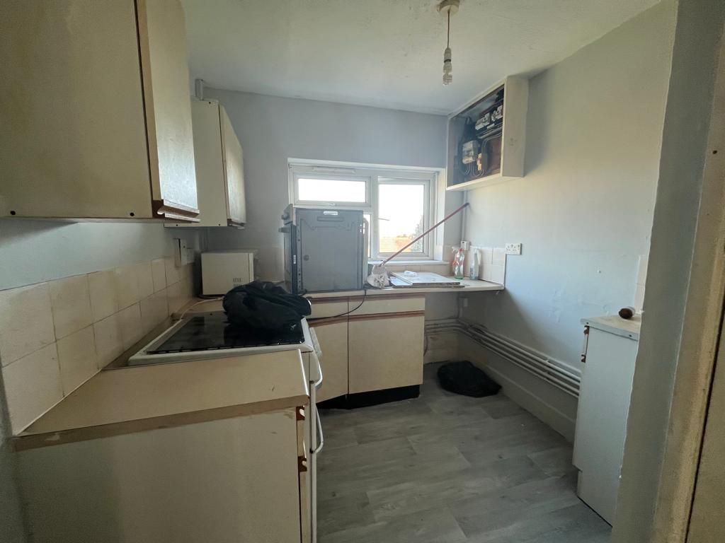 2 bed flat for sale in Westbourne Drive, StokeOnTrent ST6 Zoopla
