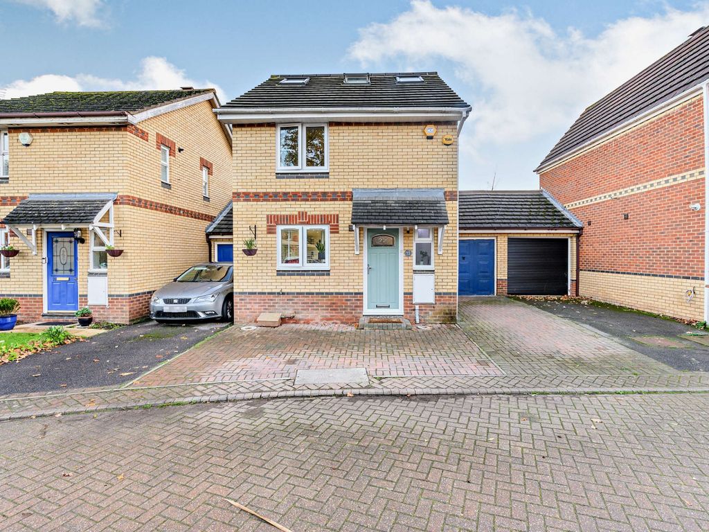 Cherry Hills, Watford WD19