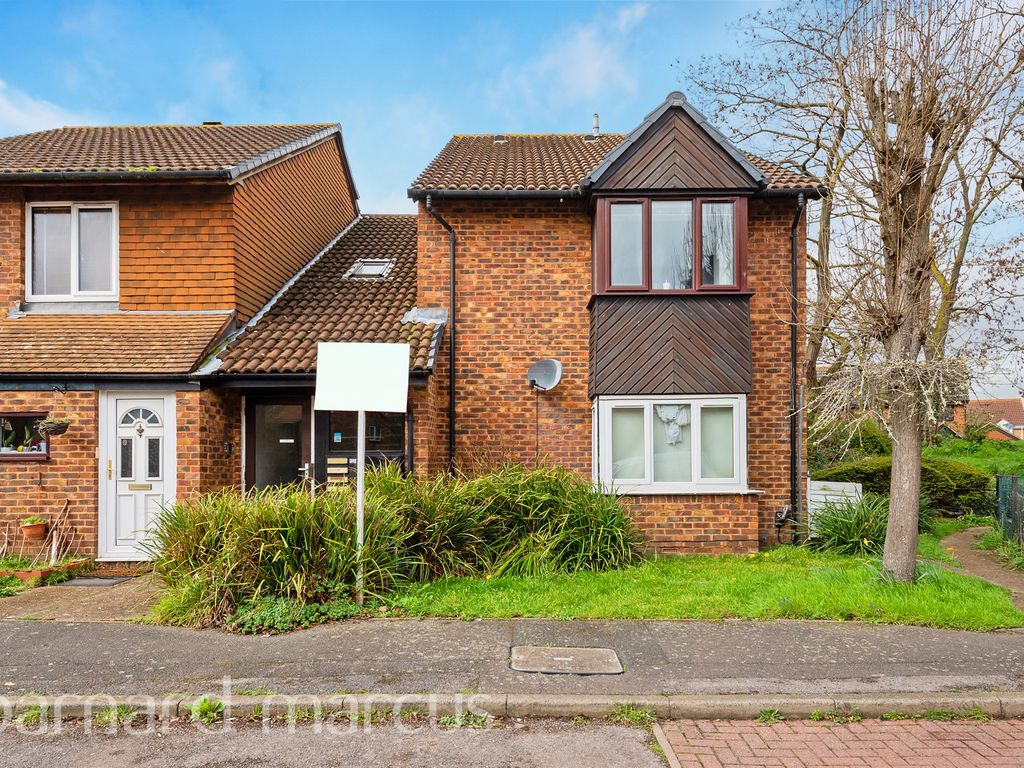 Studio for sale in Helmsdale Close, Yeading, Hayes UB4 Zoopla