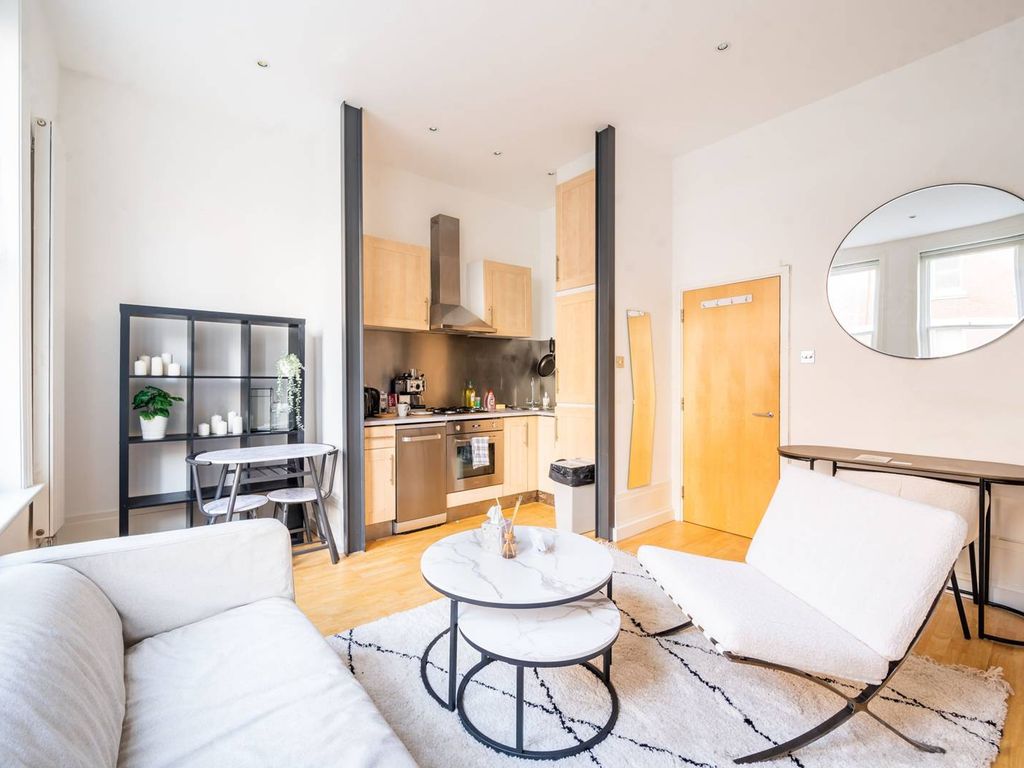 1 bed flat to rent in Hildreth Street, Balham, London SW12 Zoopla