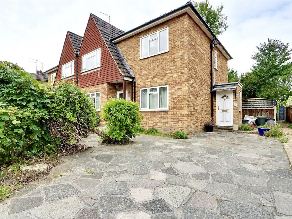 2 bed to rent in Willow Tree Close, Ickenham UB10 Zoopla