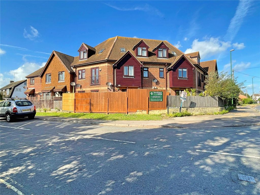 2 bed flat for sale in Lyminster Road, Wick, Littlehampton, West Sussex