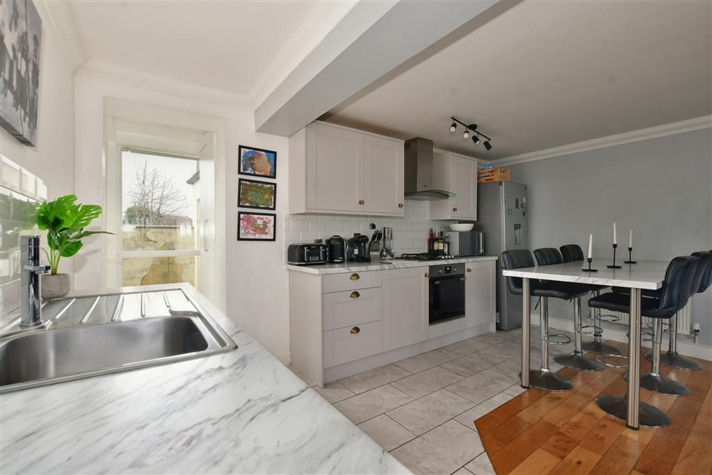2 bed flat for sale in Merebank Lane, Waddon, Croydon, Surrey CR0 Zoopla