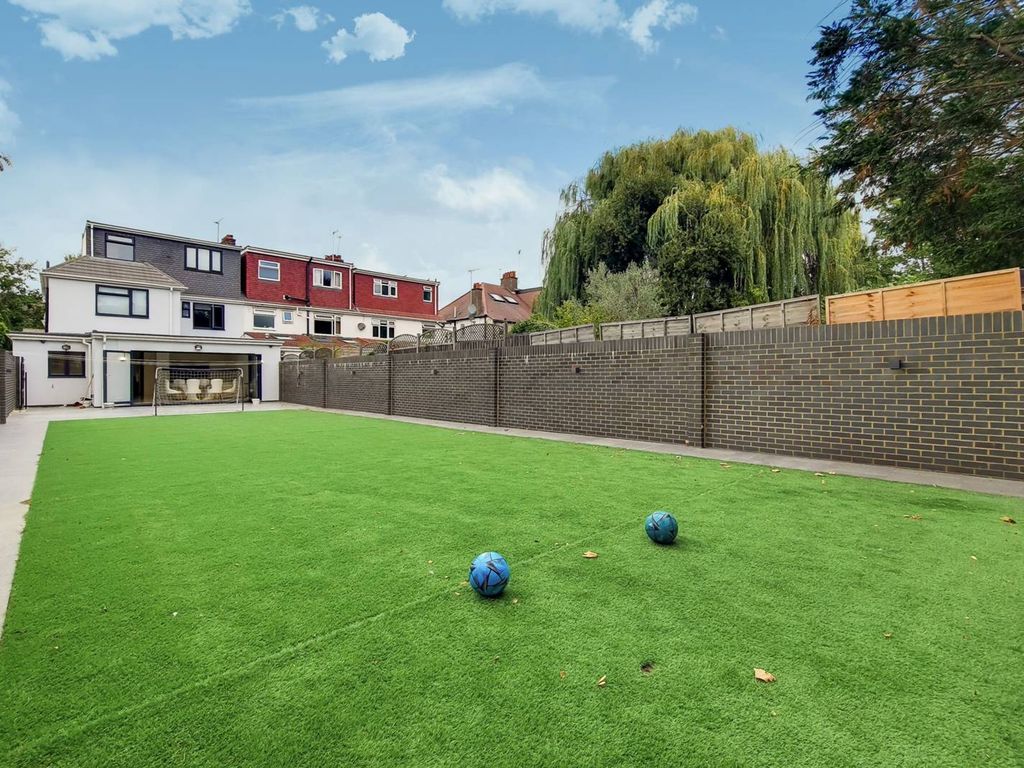 Somerton Road, Cricklewood, London NW2  