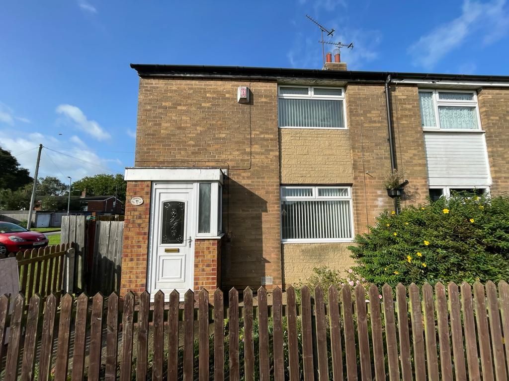 2 bed property to rent in Kerdane, Hull HU6, £625 pcm Zoopla