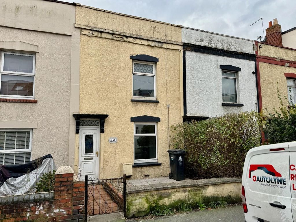 2 bed terraced house to rent in Whitehall Road, Whitehall, Bristol BS5