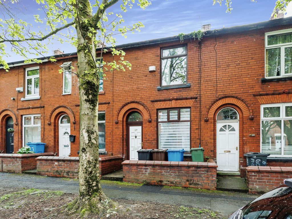 2 bed terraced house for sale in Gordon Avenue, Oldham OL4, £125,000