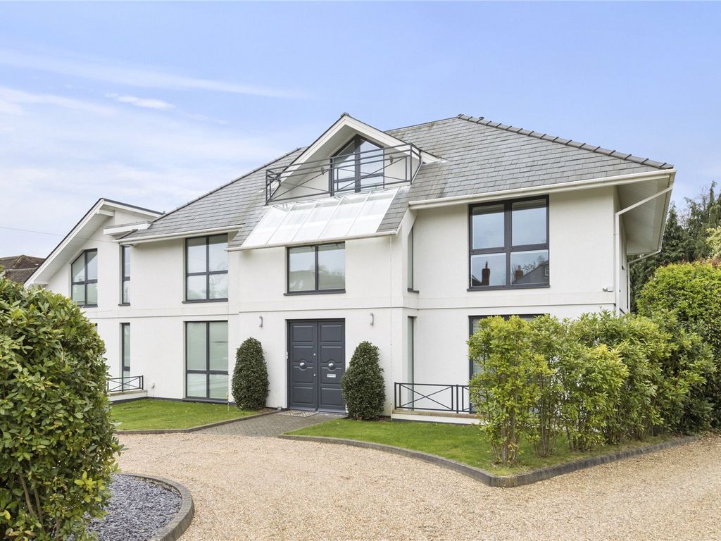 6 bed detached house to rent in Esher Place Avenue, Esher, Surrey KT10, £11,000 pcm Zoopla