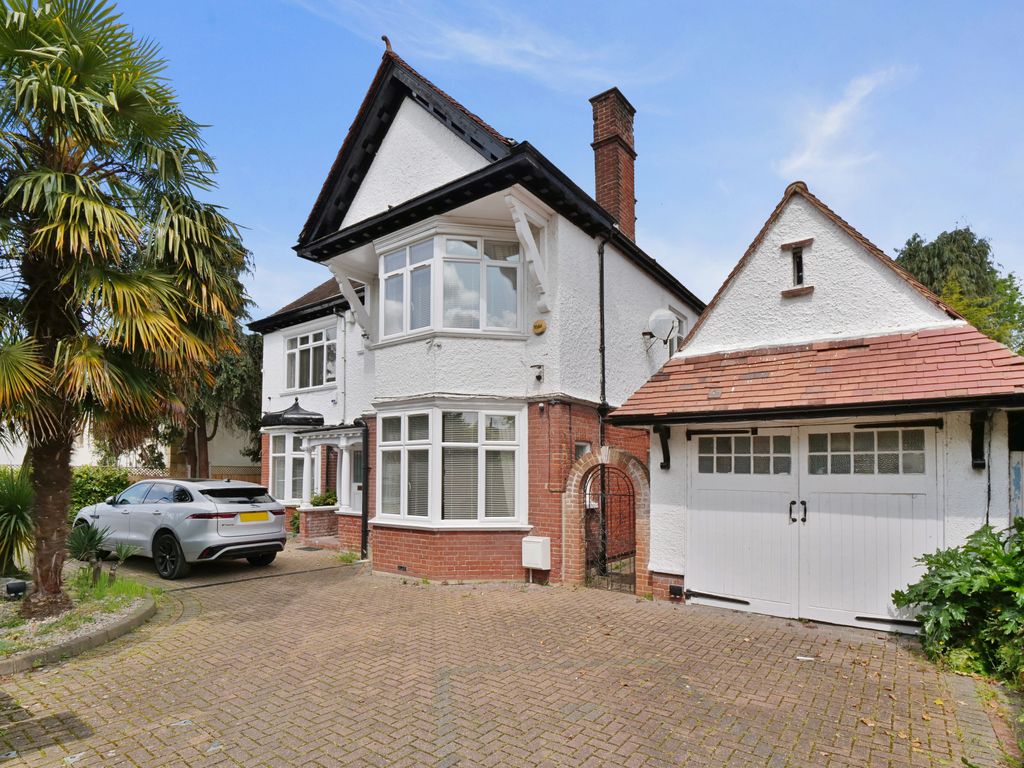 6 bed detached house for sale in Avondale Road, Bromley BR1 Zoopla