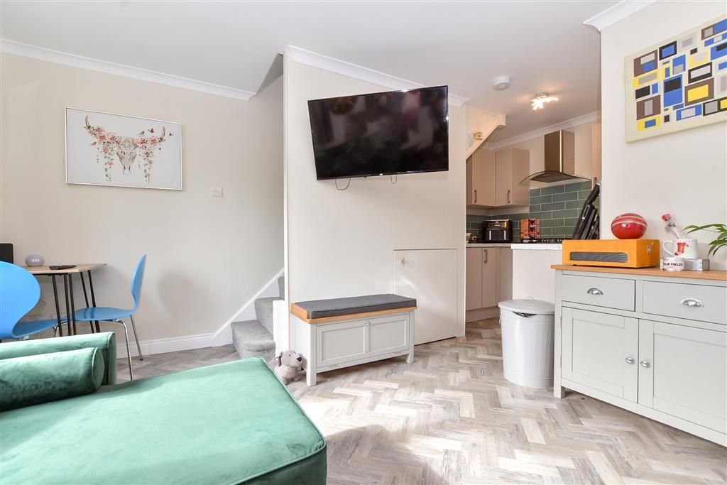 1 bed end terrace house for sale in Tulip Close, Shirley Oaks Village