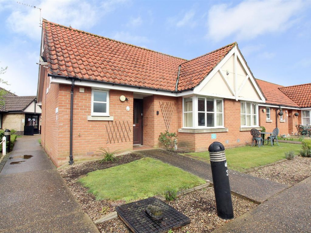 1 bed semidetached bungalow for sale in Violet Elvin Court, Off The