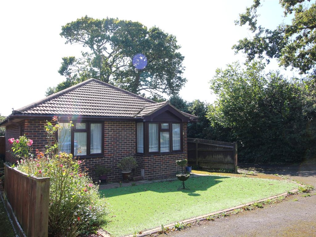 2 bed bungalow for sale in Autumn Copse, Ashley, New Milton, Hampshire BH25, £375,000 Zoopla