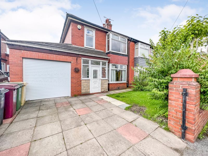 3 bed semidetached house for sale in Smethurst Lane, Bolton BL3, £