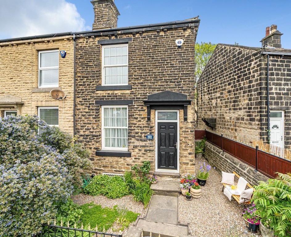 2 bed semidetached house for sale in Bluebell Cottage, New Road Side