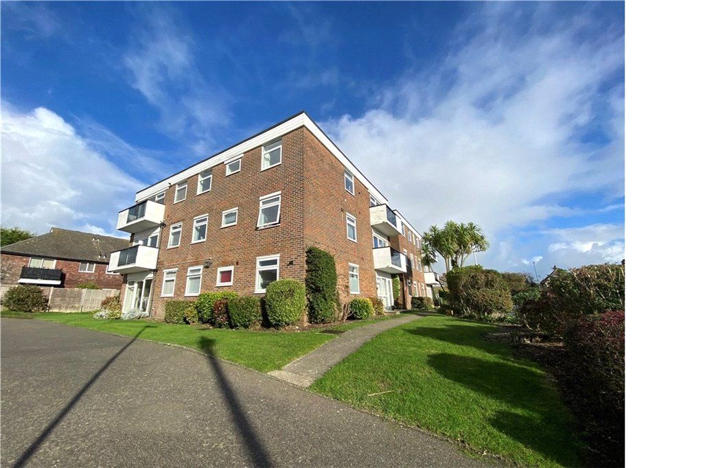 2 bed flat for sale in Marigolds Lodge, Holmes Lane, Rustington BN16, £