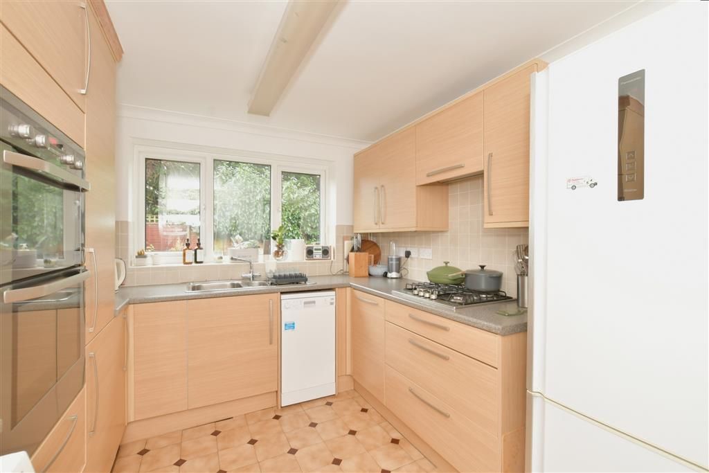 4 bed detached house for sale in Lymbourn Road, Havant, Hampshire PO9