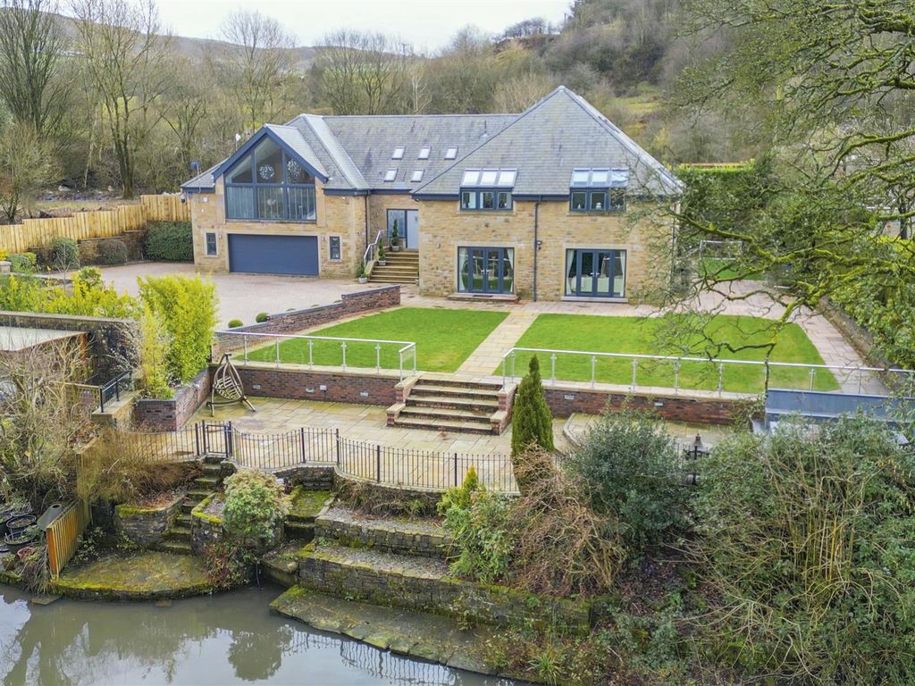 4 bed detached house for sale in Lower Clowes, Rawtenstall, Rossendale