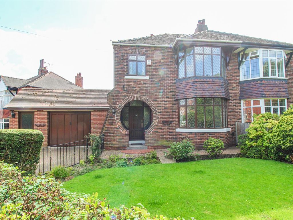 3 bed semidetached house for sale in Oakwood Grove, Horbury, Wakefield