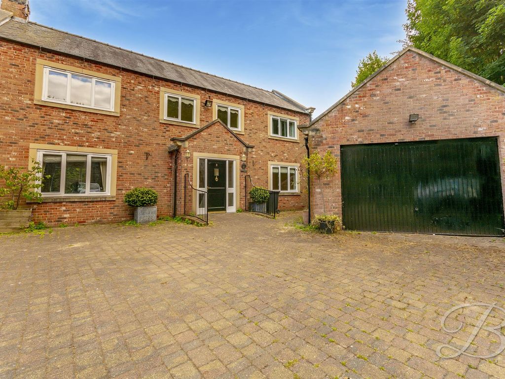 4 bed detached house for sale in Whaley Road, Langwith, Mansfield NG20