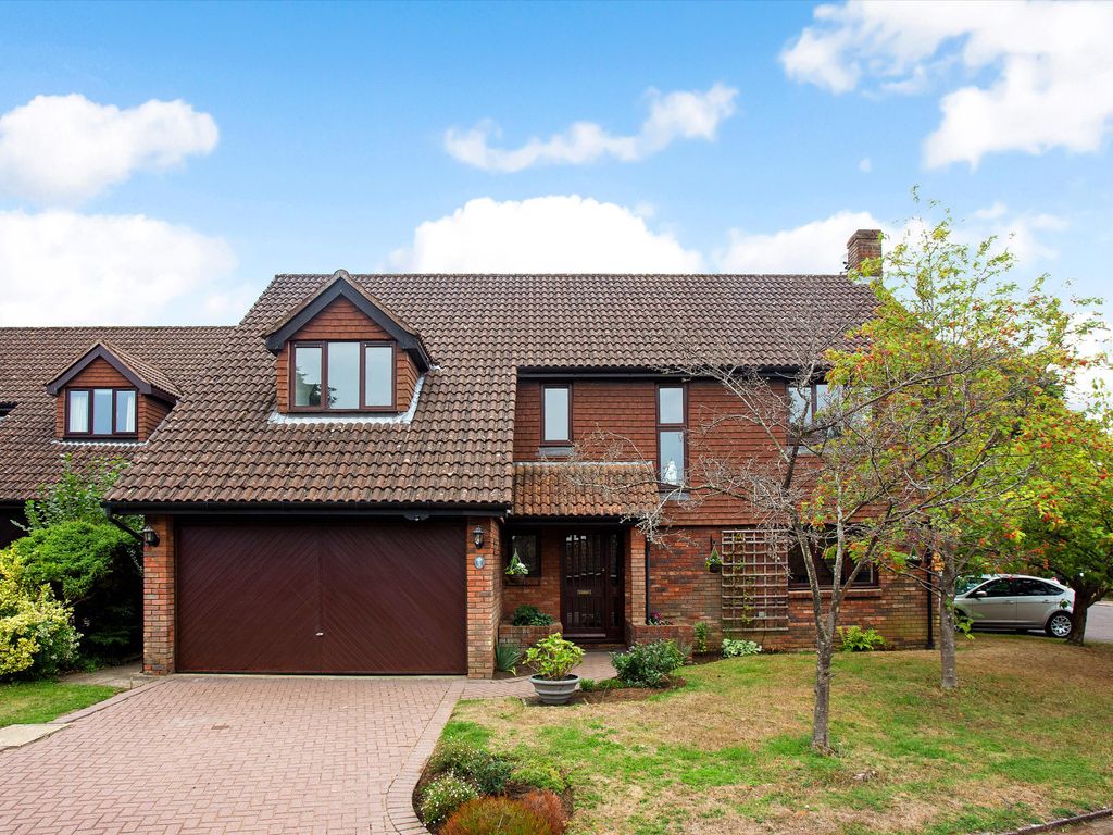 Egdean Walk, Sevenoaks, Kent TN13  