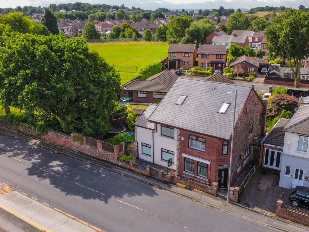 5 bed detached house for sale in Warrington Road, Rainhill, Prescot L35
