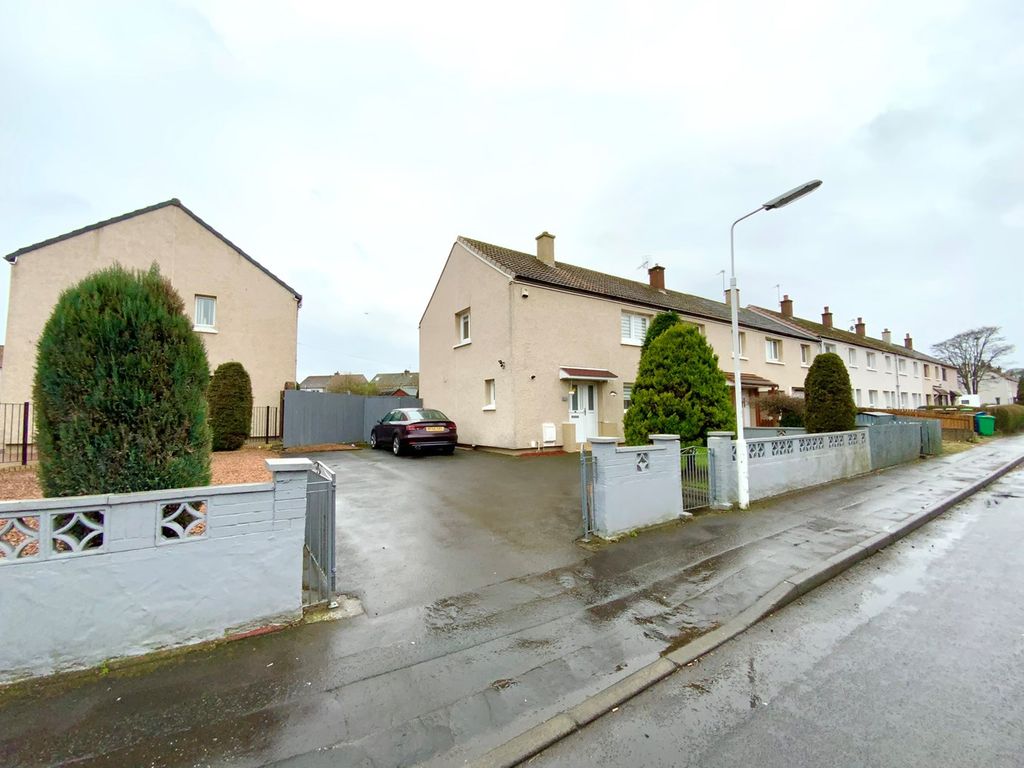 3 bed end terrace house for sale in St Kilda Crescent, Kirkcaldy, Fife
