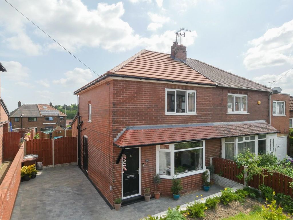 2 bed semidetached house for sale in Spring Avenue, Gildersome LS27 Zoopla