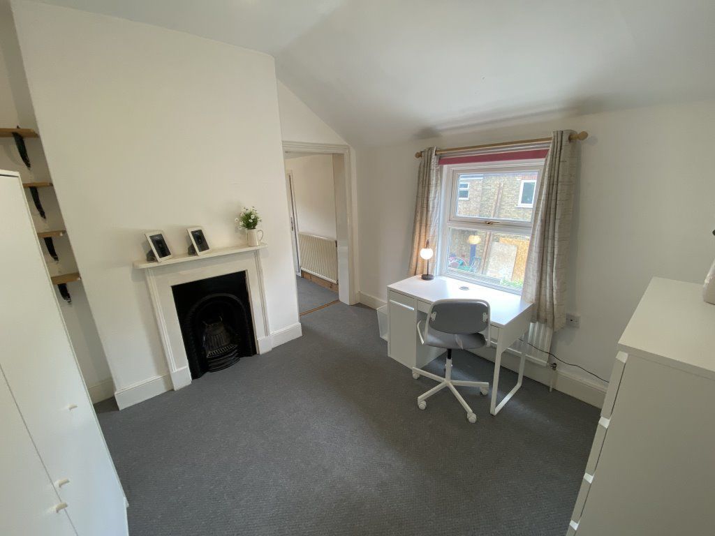 Room to rent in Rm 3, Eastfield Road, Peterborough PE1 Zoopla