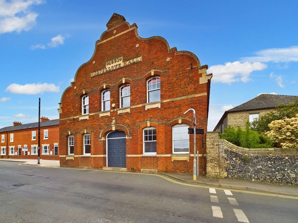 2 bed flat for sale in Earls Street, Thetford, Norfolk IP24 Zoopla