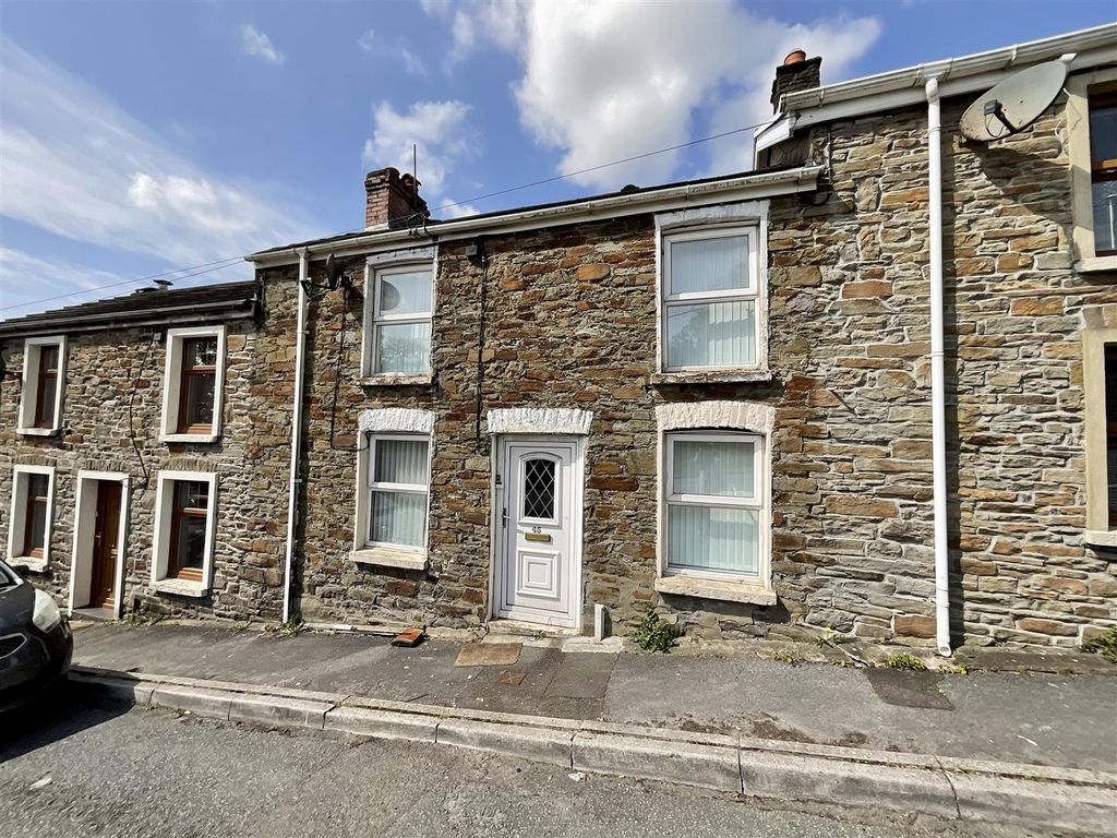 2 bed terraced house for sale in Millfield Road, Felinfoel, Llanelli