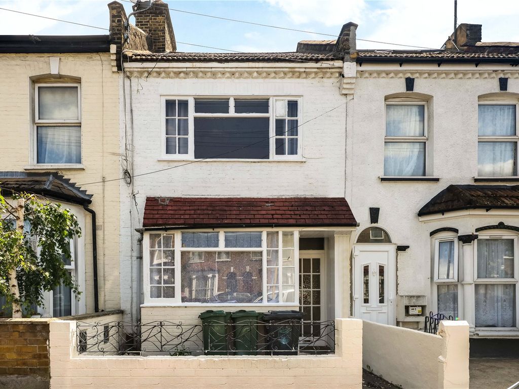 3 bed terraced house for sale in Cranbourne Road, Stratford, London E15
