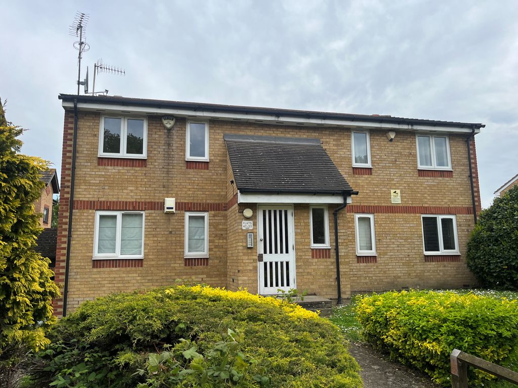 1 bed flat to rent in Victoria Way, Charlton SE7 Zoopla