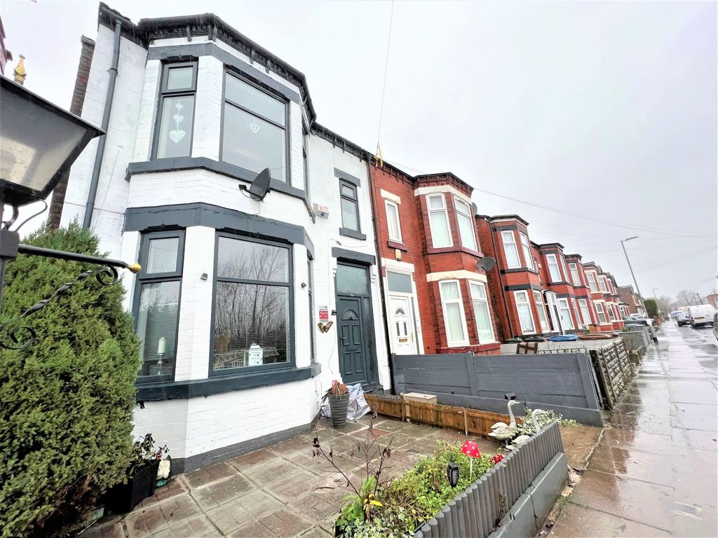 3 bed semidetached house for sale in Boardman Street, Eccles M30 Zoopla