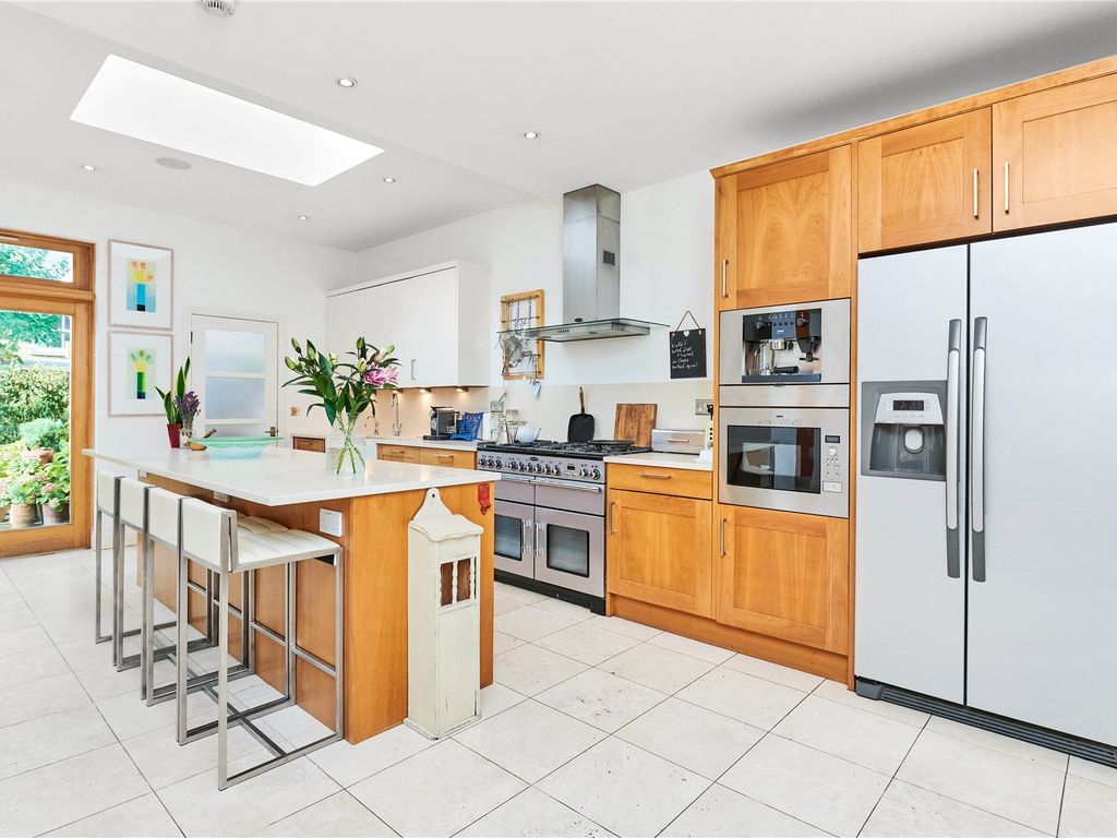 Derby Road, London SW14