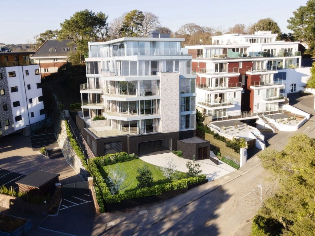 New home, 3 bed flat for sale in Highmoor Road, Lower Parkstone, Poole