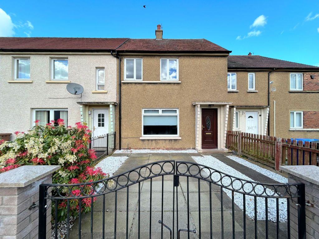 2 bed terraced house for sale in Carmuirs Drive, Camelon FK1, £120,000