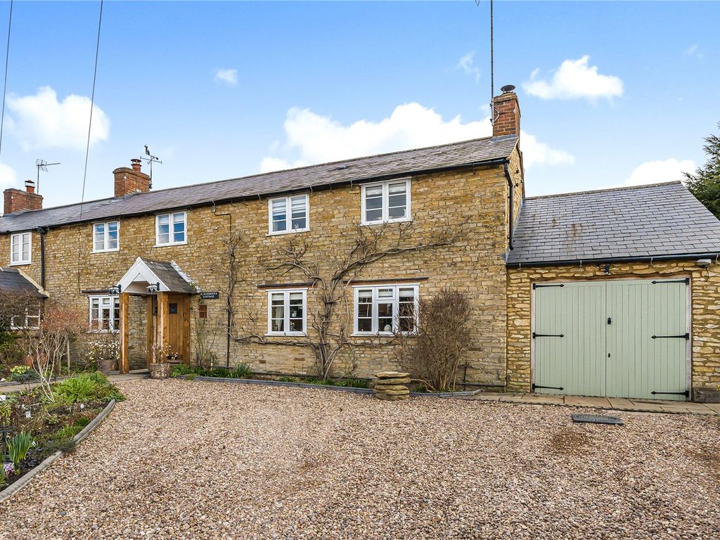 2 bed semidetached house for sale in Harborough Road, Maidwell