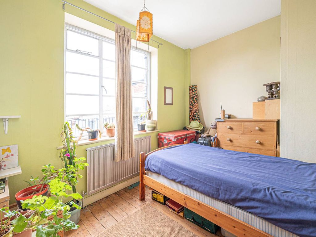 2 bed for sale in Woodhouse Road, Finchley, London N12 Zoopla