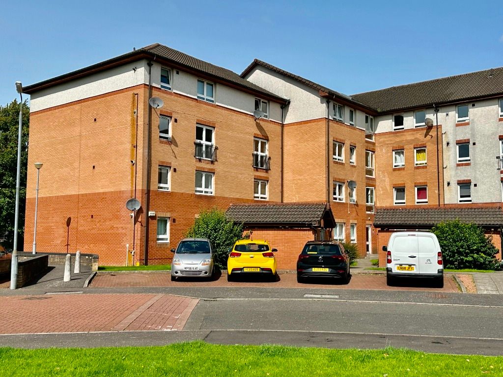 2 bed flat to rent in Arcadia Street, Glasgow Green, Glasgow G40, £