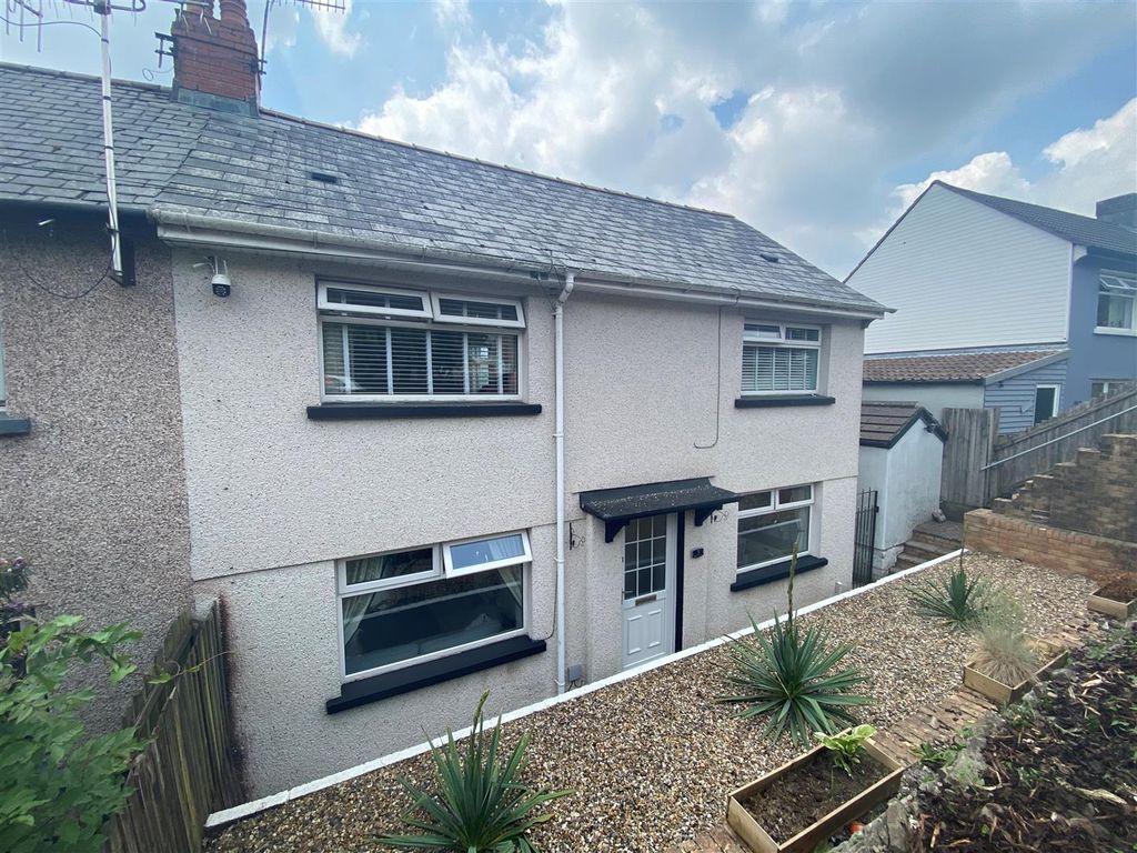 3 bed semidetached house for sale in Bryn Road, Abercarn, Newport NP11
